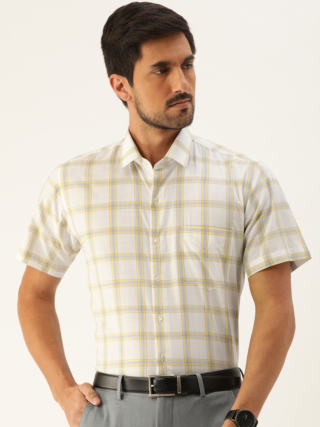 

Hancock Men White & Yellow Slim Fit Checked Formal Shirt
