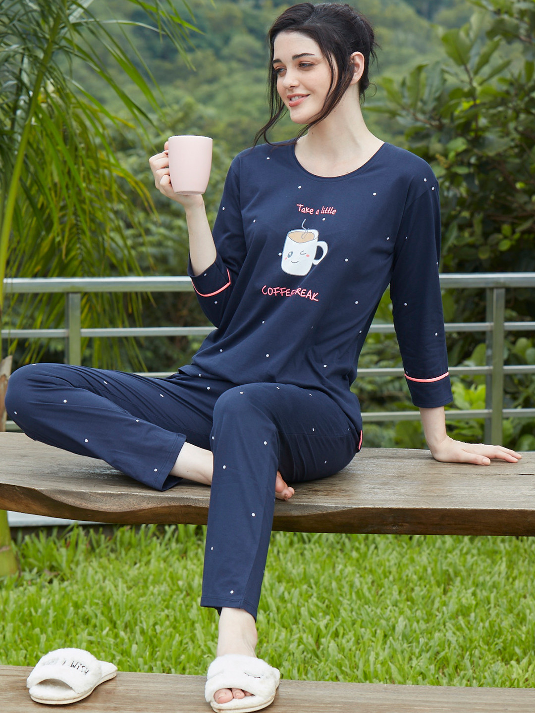 

Zeyo Women Navy Blue Printed Night suit