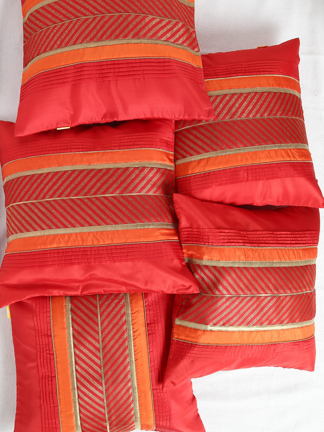 

ANS Red Set of 5 Brocade 16'' x 16'' Square Cushion Covers