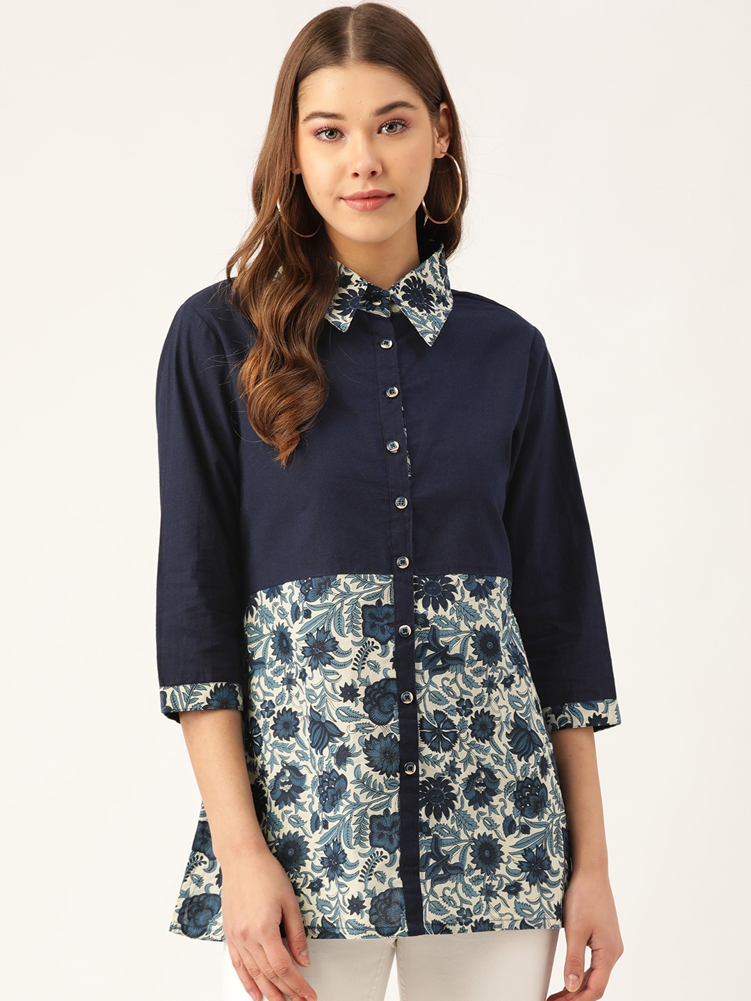 

FABRIC FITOOR Women Blue & Off-White Regular Fit Floral Print Casual Shirt