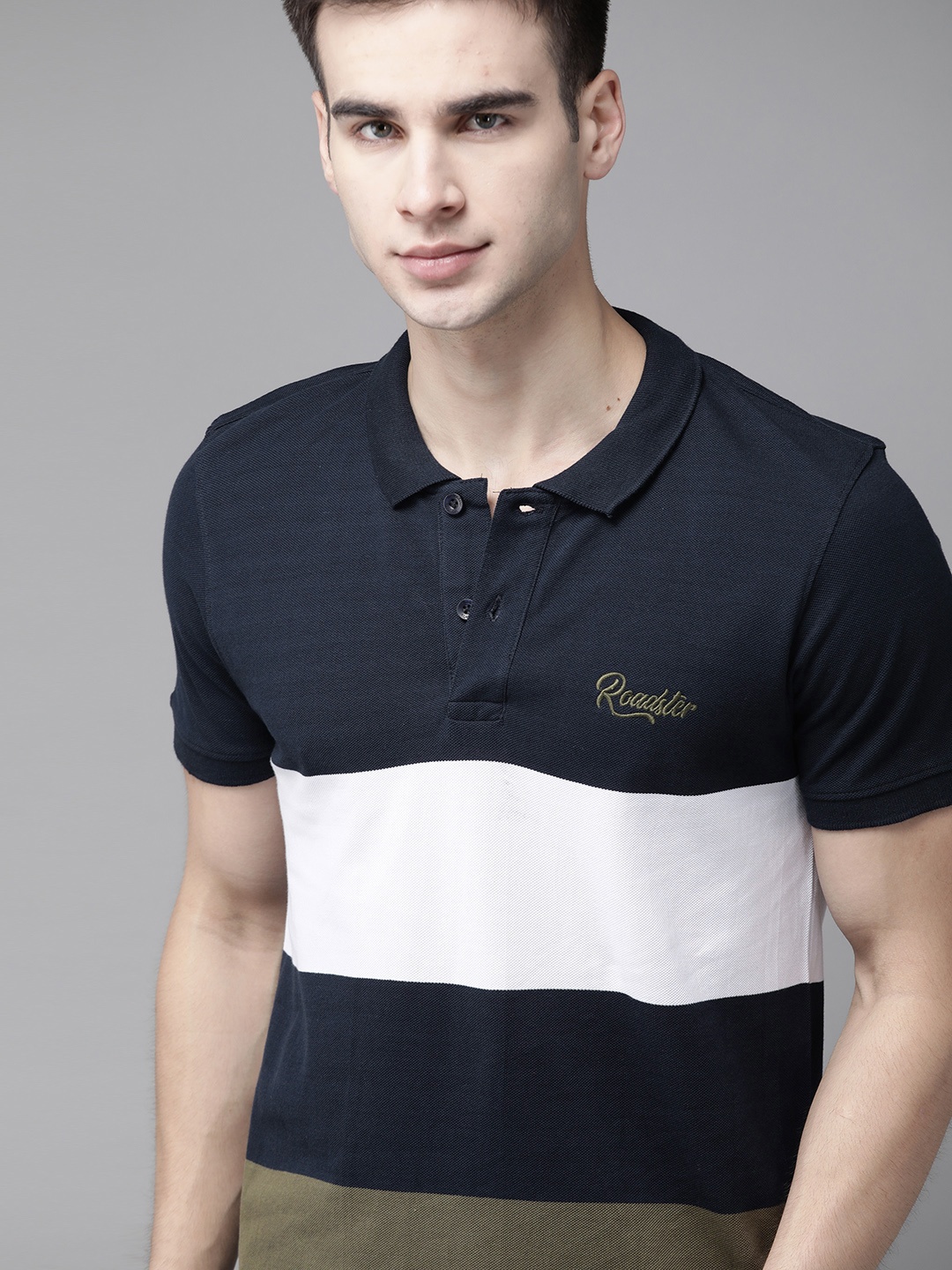 

Roadster Men Navy Blue & White Colourblocked Pure Cotton Polo Collar T-shirt