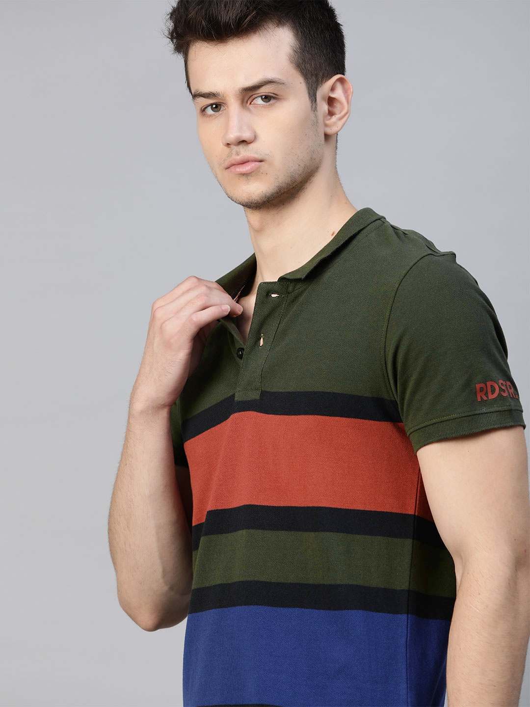 

Roadster Men Olive Green & Rust Red Pure Cotton Striped Polo Collar T-shirt