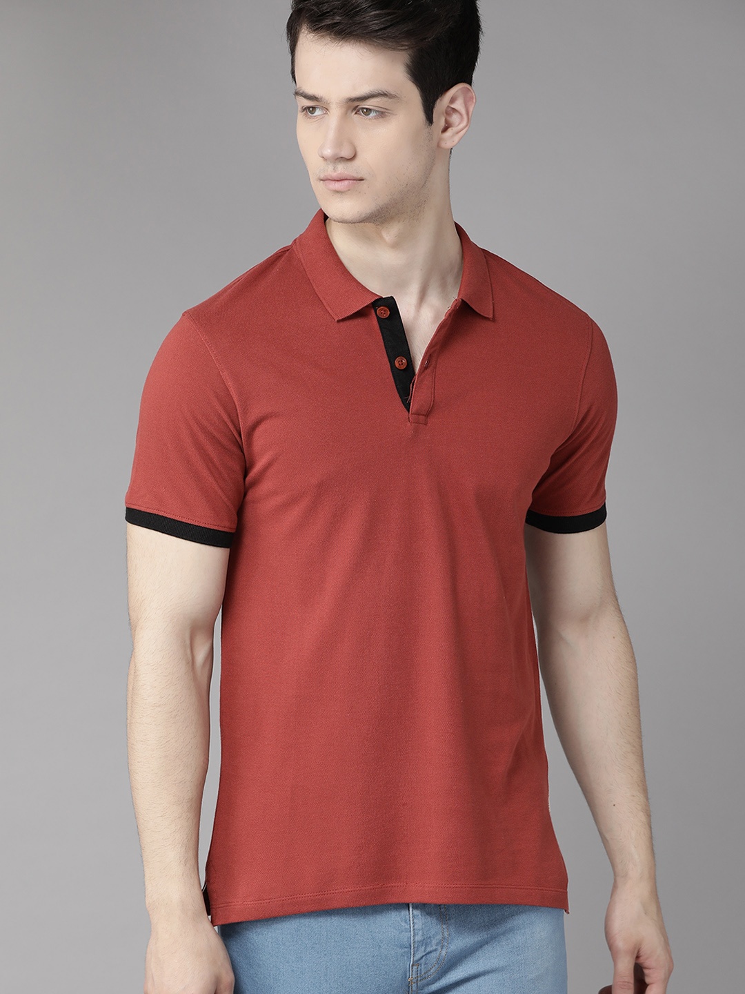 

Roadster Men Rust Red Pure Cotton Solid Polo Collar Pure Cotton T-shirt