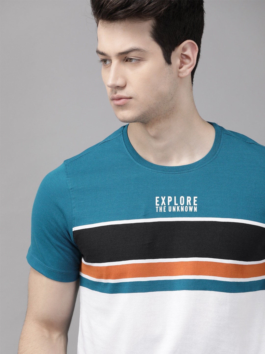 

Roadster Men White Blue Pure Cotton Striped Round Neck Pure Cotton T-shirt