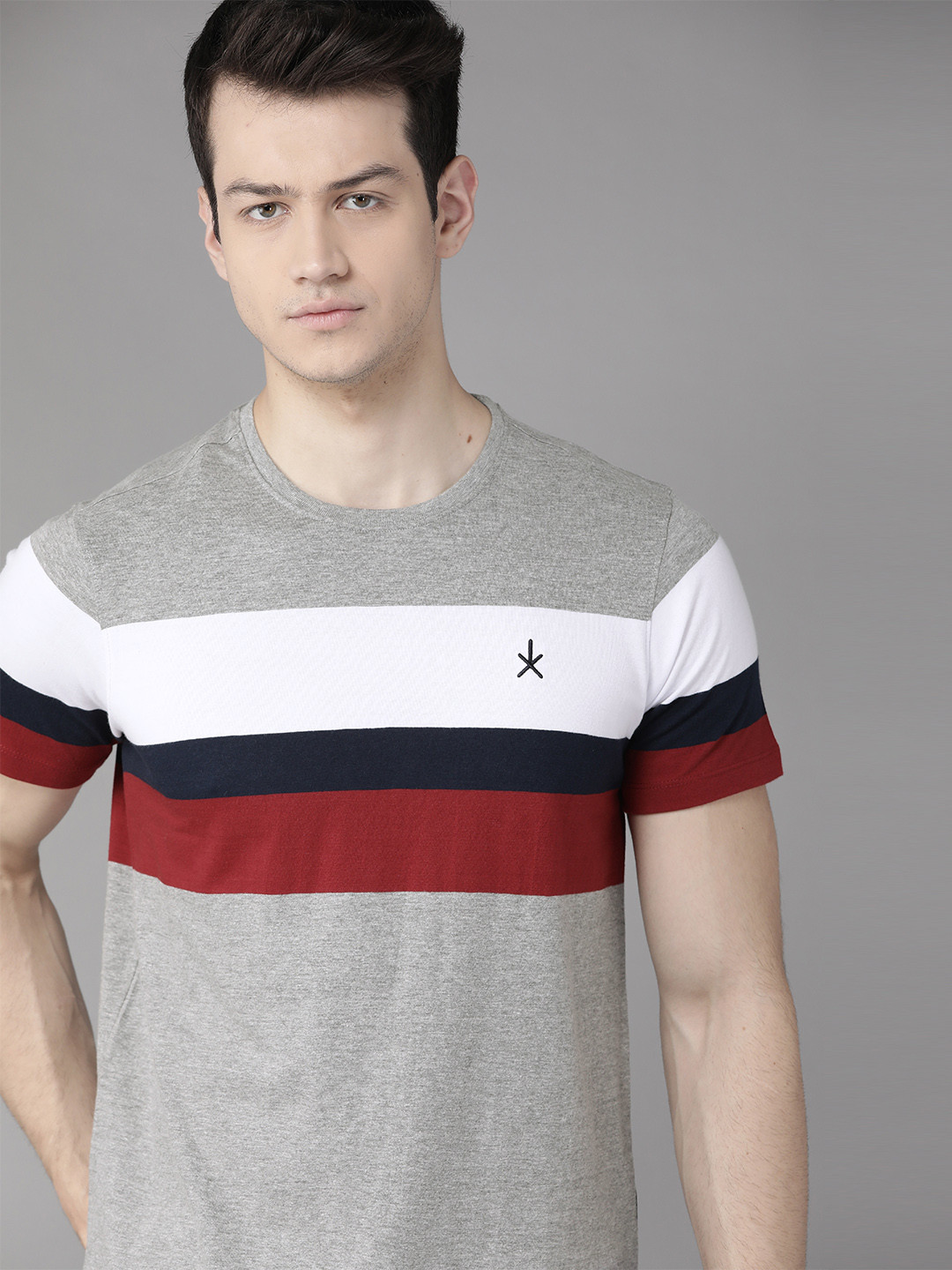 

Roadster Men Grey Melange & White Striped Round Neck T-shirt