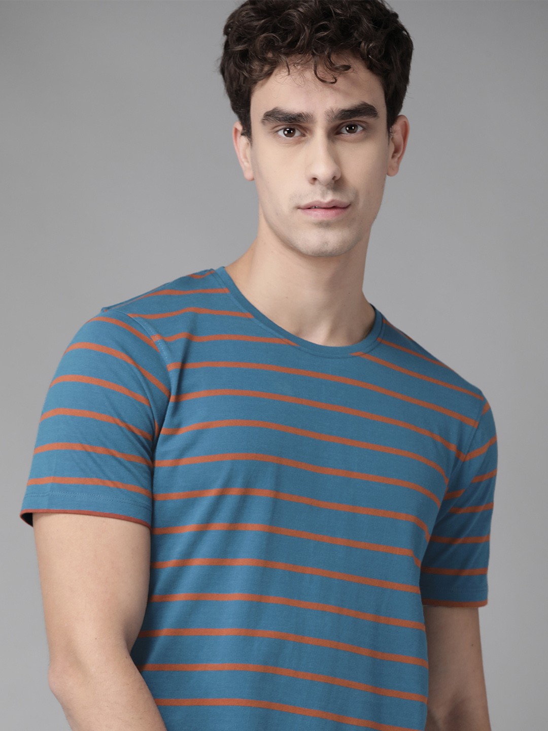 

Roadster Men Blue Rust Orange Striped Round Neck Pure Cotton T-shirt