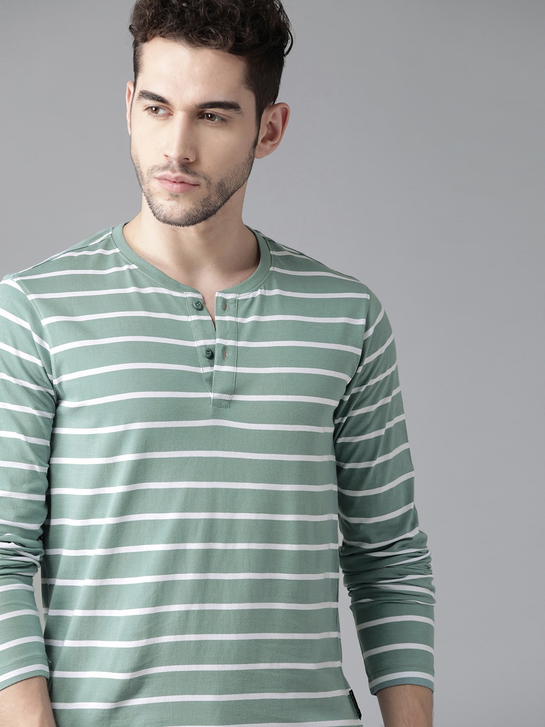 

Roadster Men Green White Striped Pure Cotton Henley Neck Pure Cotton T-shirt