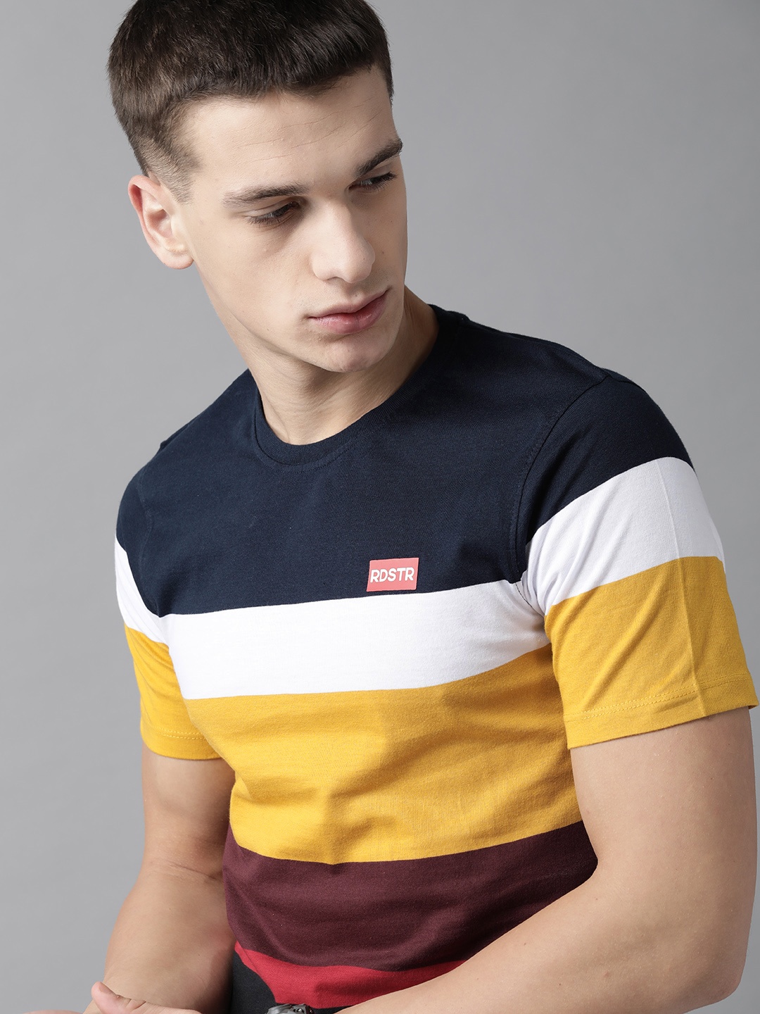 

Roadster Men Navy Blue Mustard Yellow Striped Round Neck Pure Cotton T-shirt