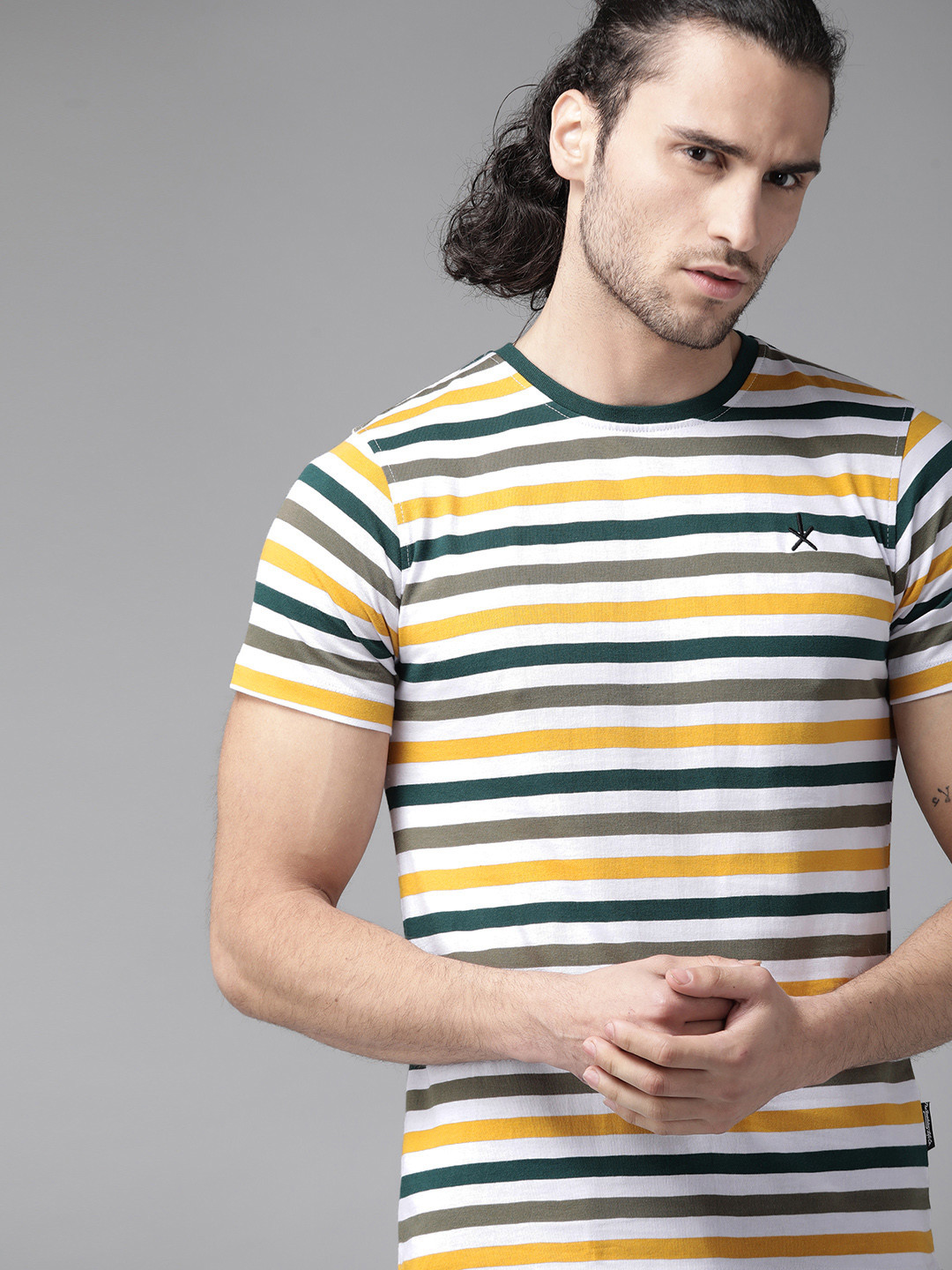 

Roadster Men White Green Striped Round Neck Pure Cotton T-shirt