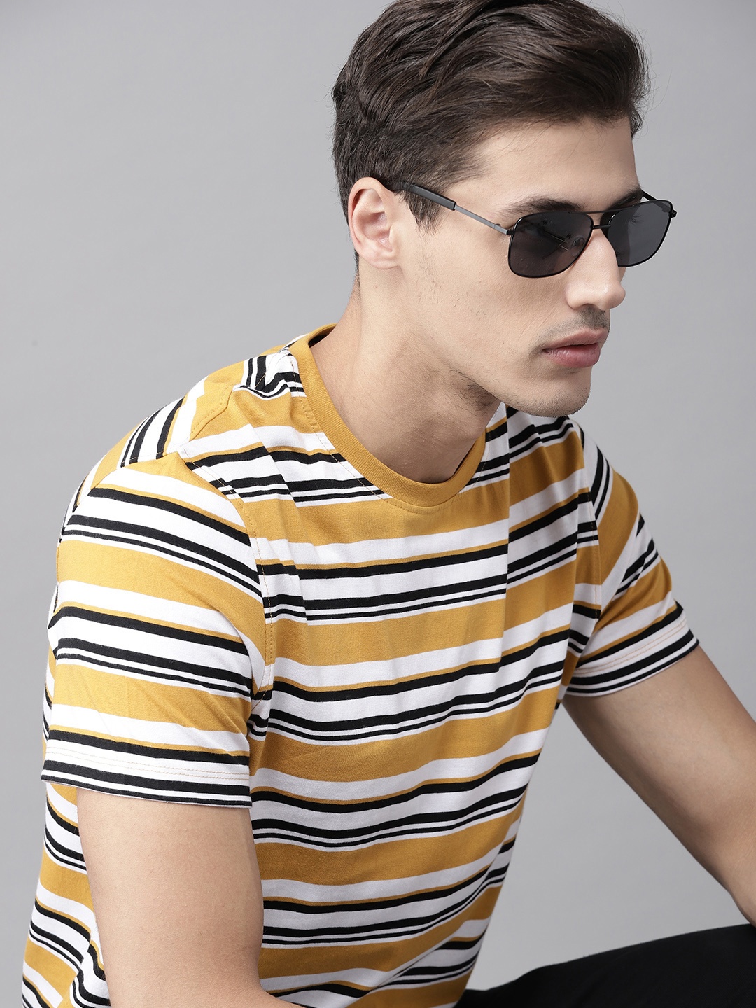 

Roadster Men Mustard Yellow White Pure Cotton Striped Pure Cotton T-shirt