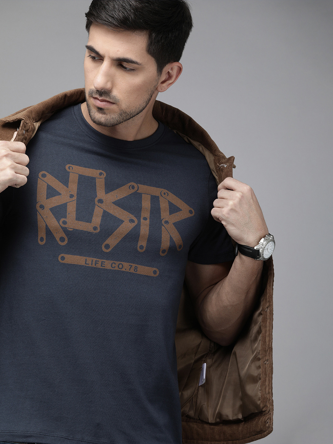 

Roadster Men Navy Blue Printed Round Neck Pure Cotton T-shirt