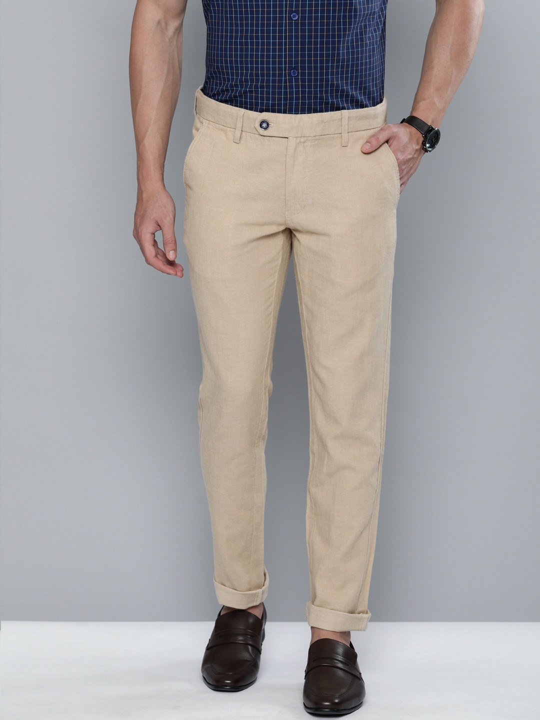 

Indian Terrain Men Beige Brooklyn Fit Solid Regular Trousers