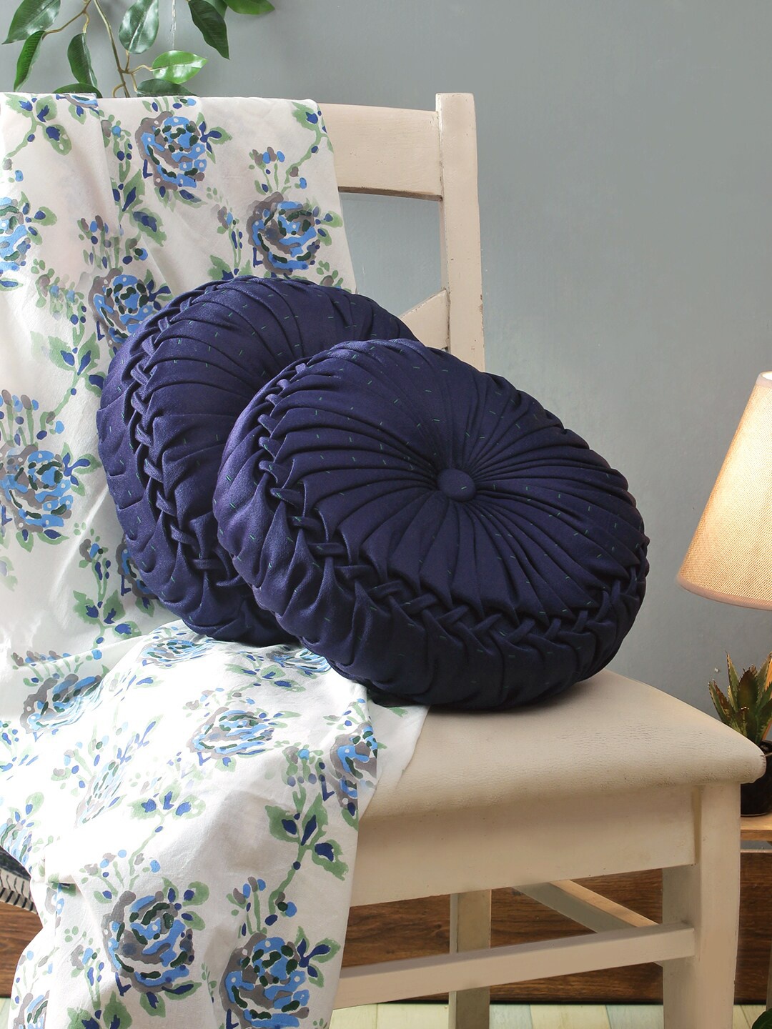 

ROMEE Set Of 2 Navy Blue Self-Design Round Cushions