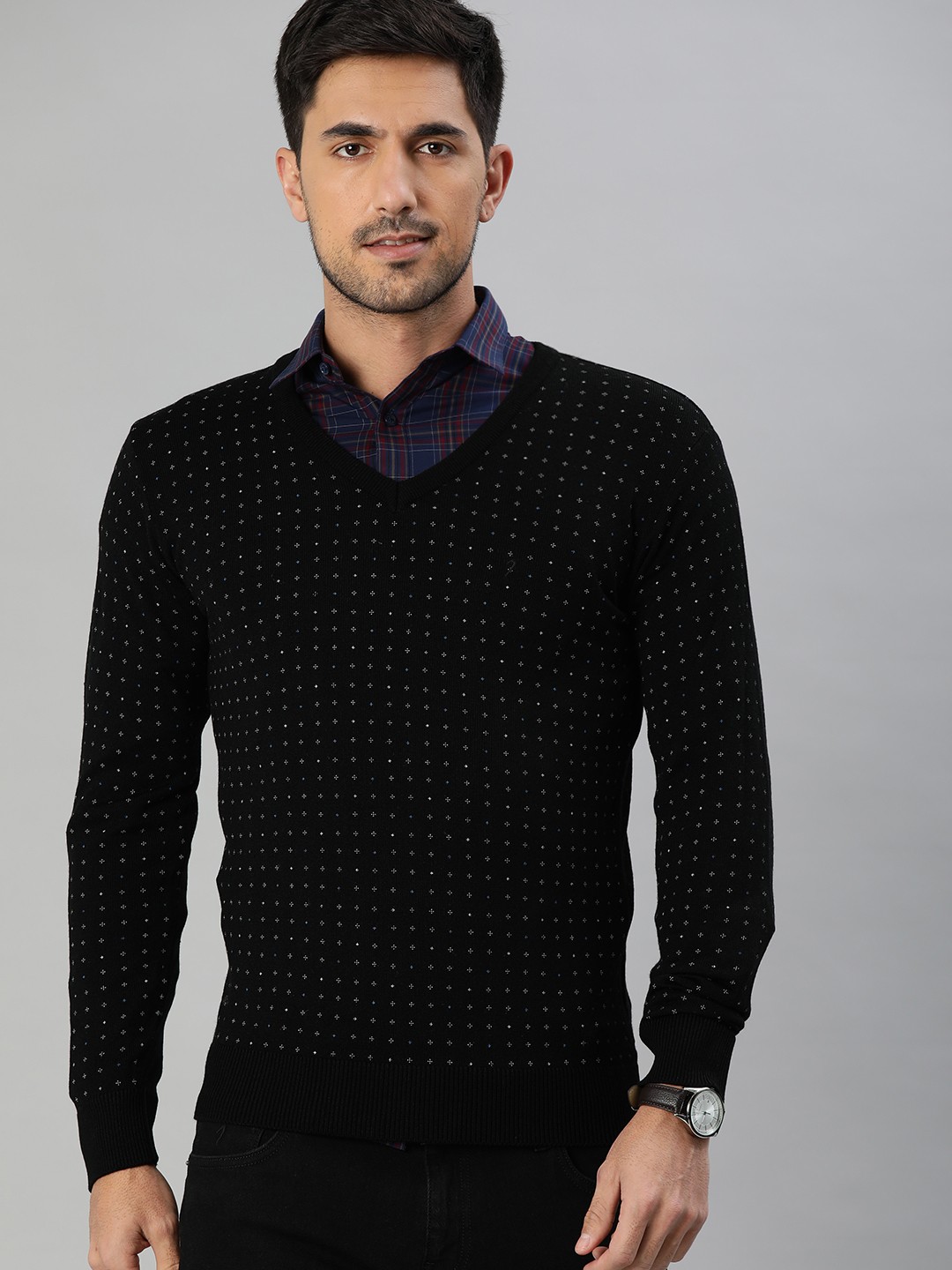 

Indian Terrain Men Black Printed Pullover Sweater