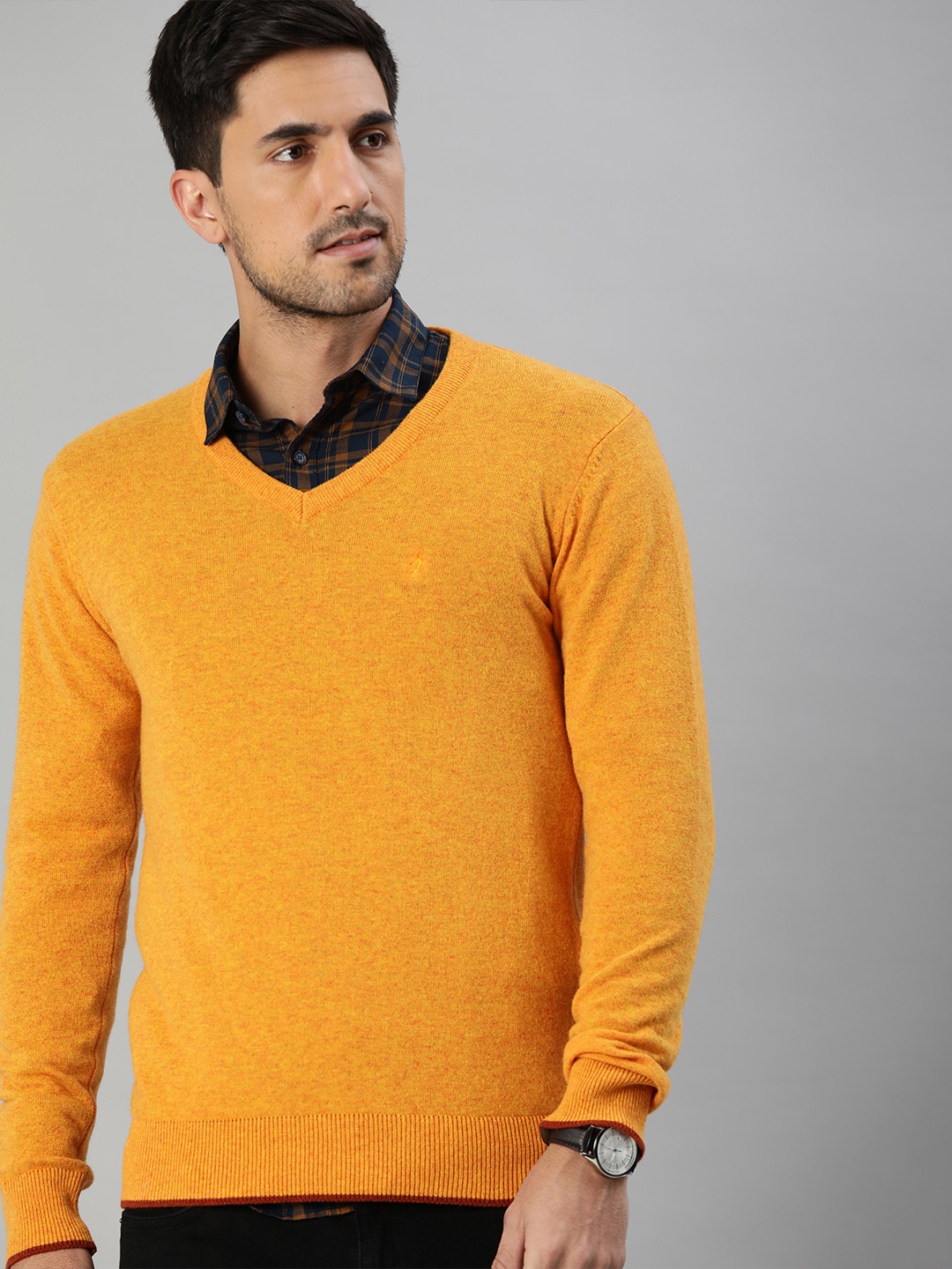 

Indian Terrain Men Mustard Yellow Solid Pullover Sweater