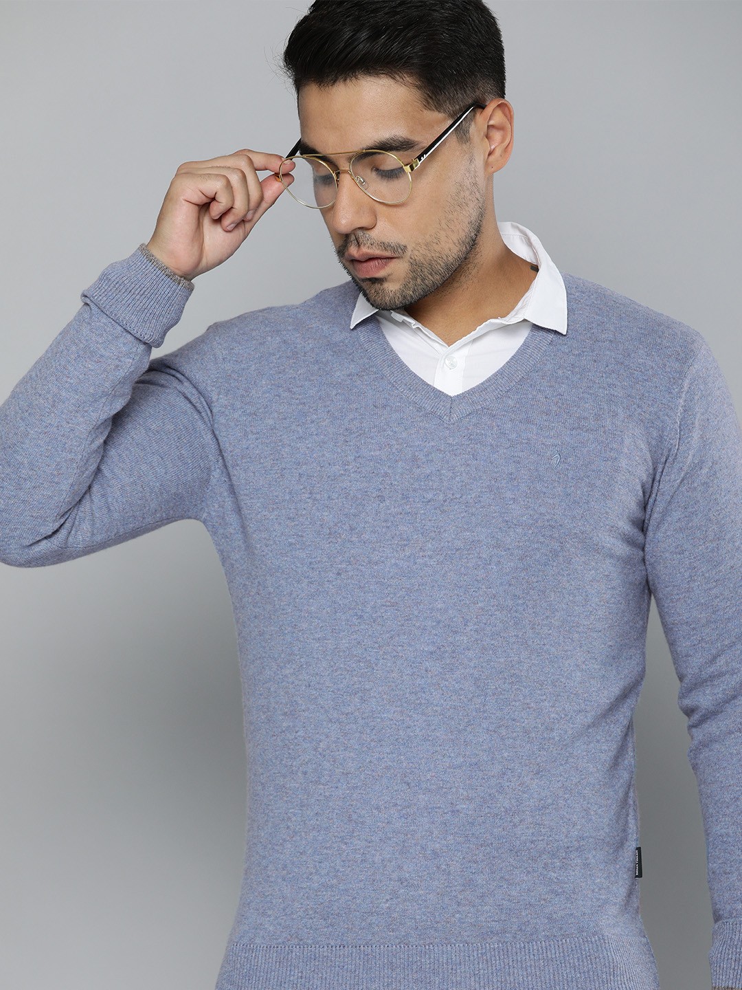 

Indian Terrain Men Blue Solid Pullover