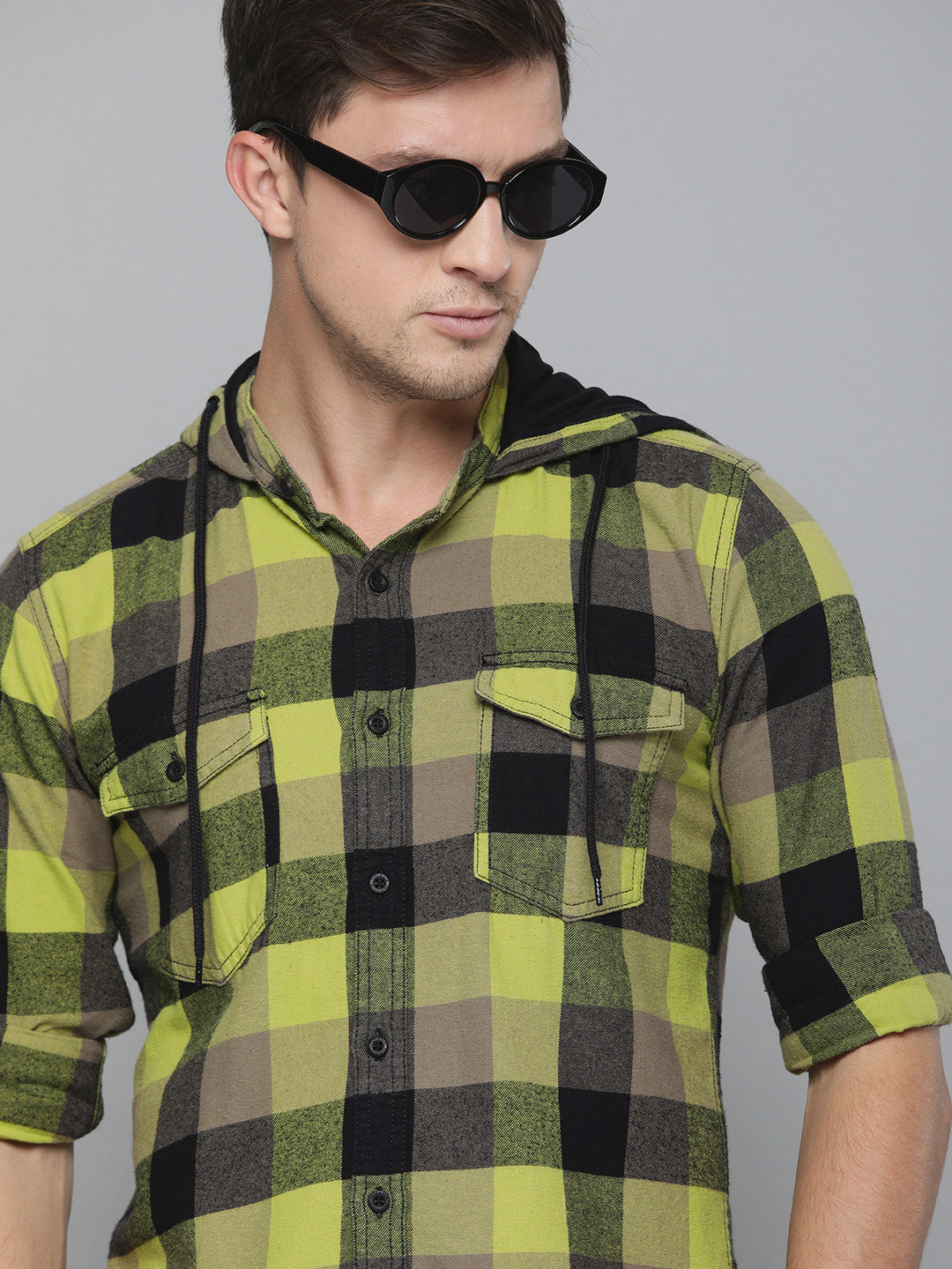 

HERE&NOW Men Green & Black Slim Fit Checked Hooded Casual Shirt
