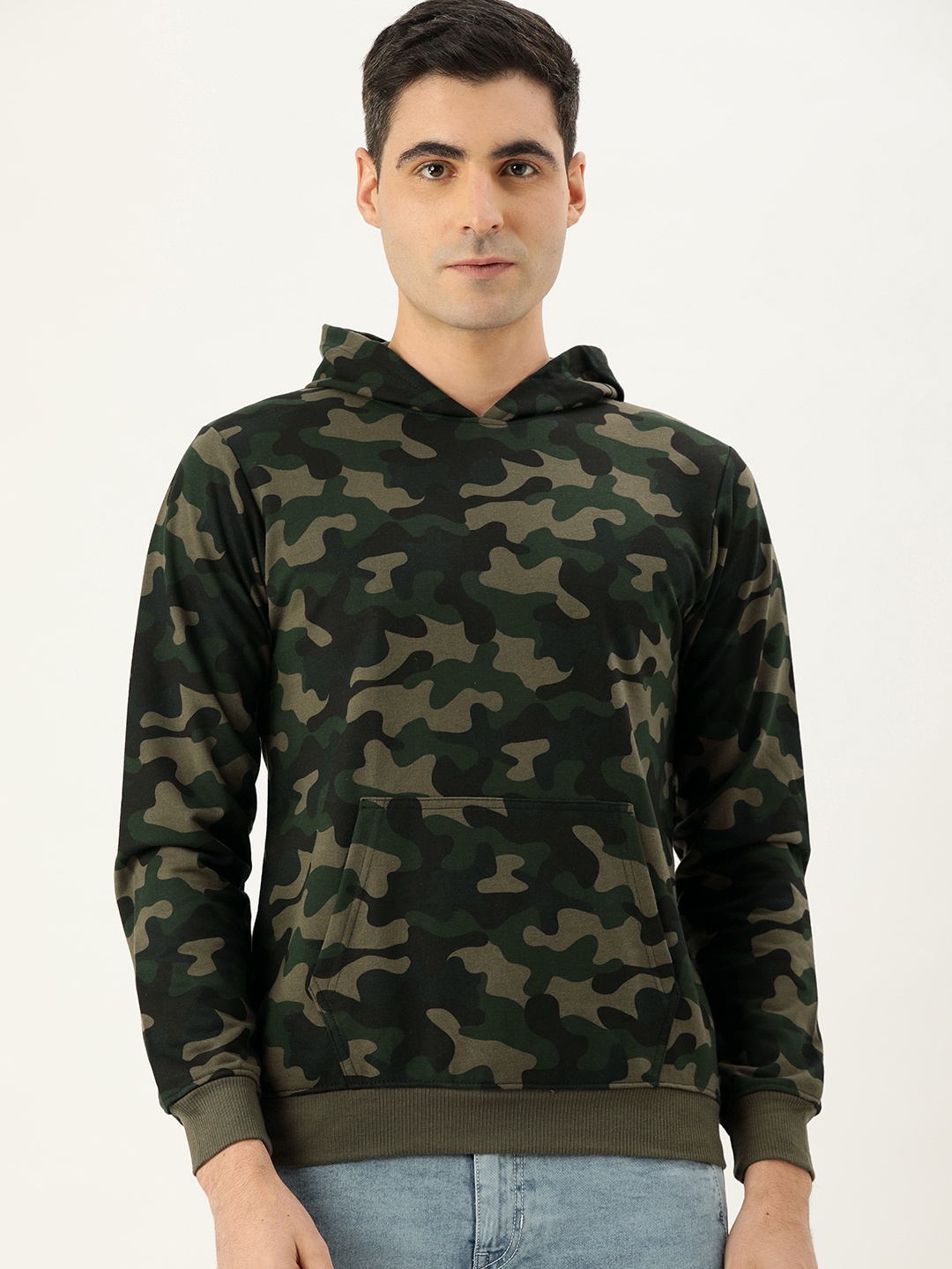 

VEIRDO Men Olive Green & Black Printed Hooded Sweatshirt