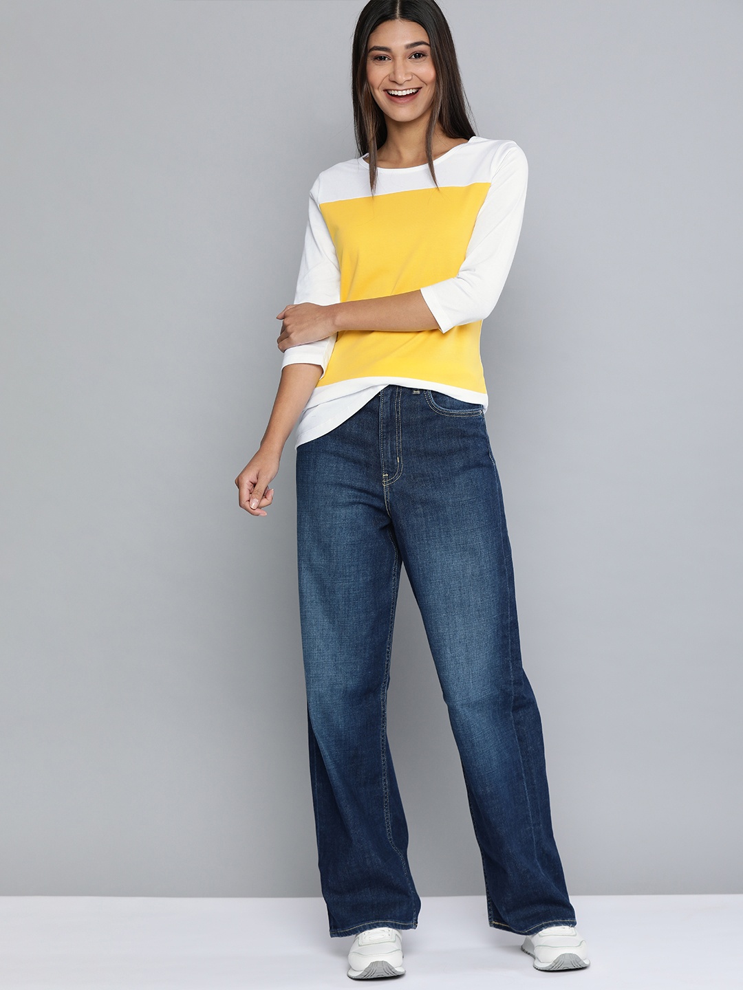 

HERENOW Women Yellow white Colourblocked Round Neck Pure Cotton T-shirt