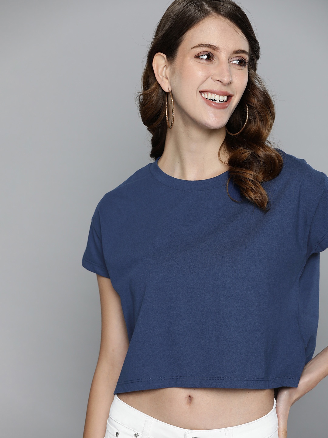 

HERENOW Women Navy Blue Solid Round Neck Crop Pure Cotton T-shirt