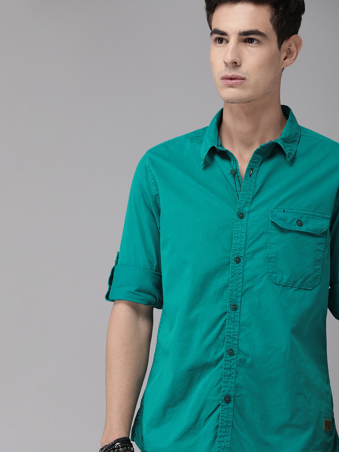 

Roadster Men Teal Green Regular Fit Solid Casual Shirt