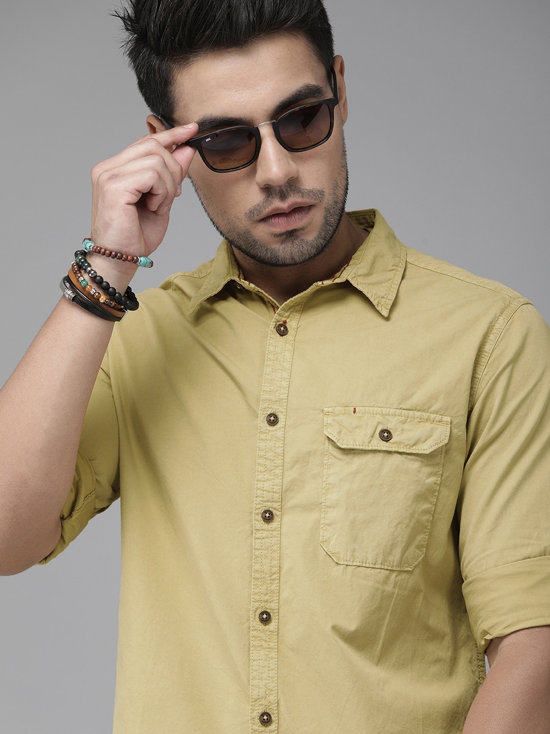 

Roadster Men Khaki Regular Fit Solid Casual Shirt
