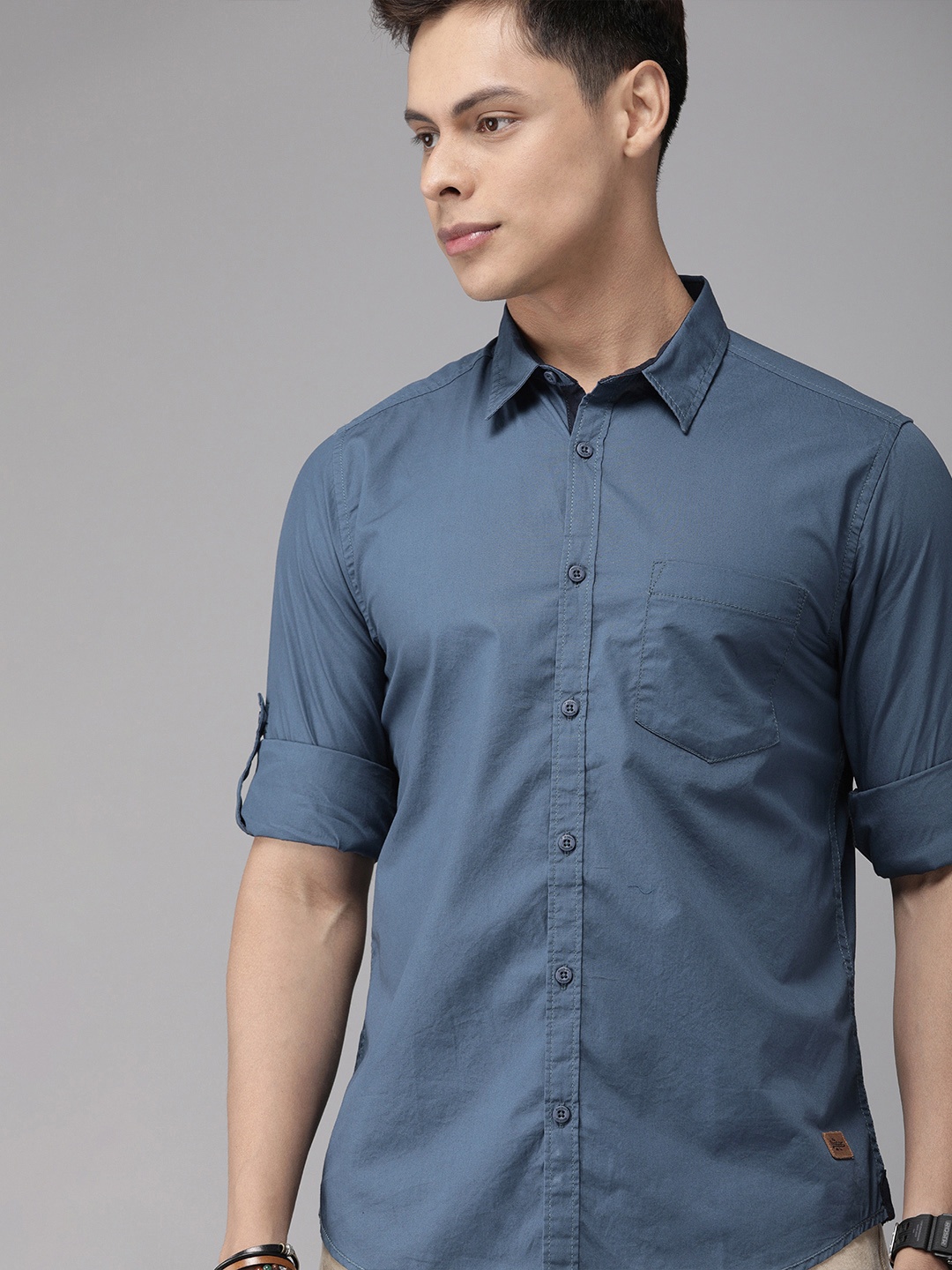 

Roadster Men Blue Regular Fit Solid Casual Shirt