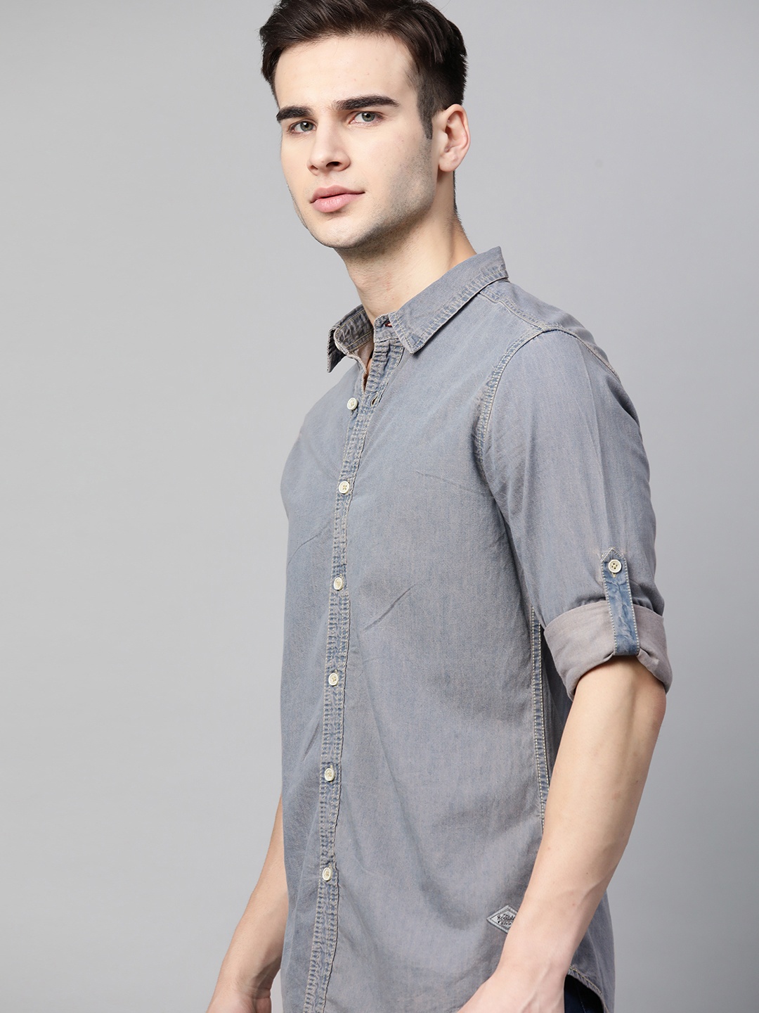 

Roadster Men Grey Solid Regular Fit Denim Pure Cotton Casual Shirt