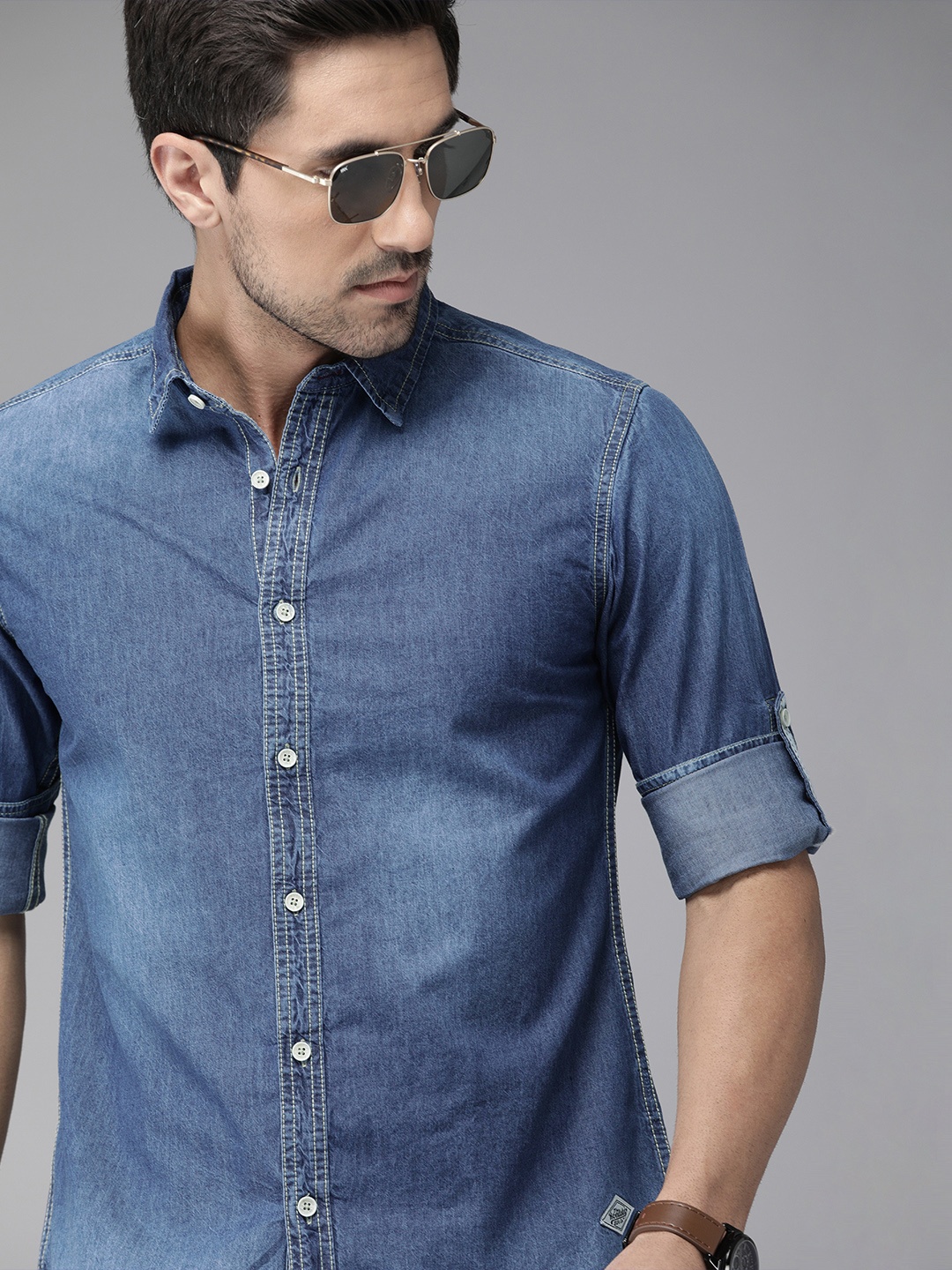 

Roadster Men Blue Regular Fit Solid Casual Denim Shirt