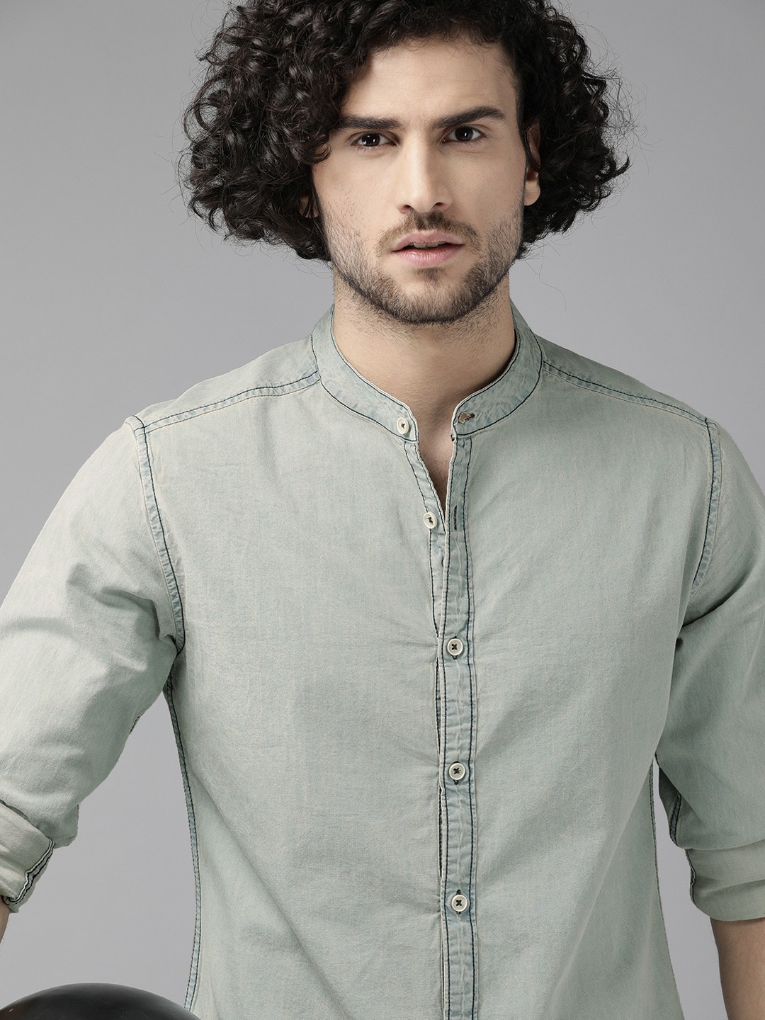 

Roadster Men Blue Regular Fit Faded Casual Denim Shirt