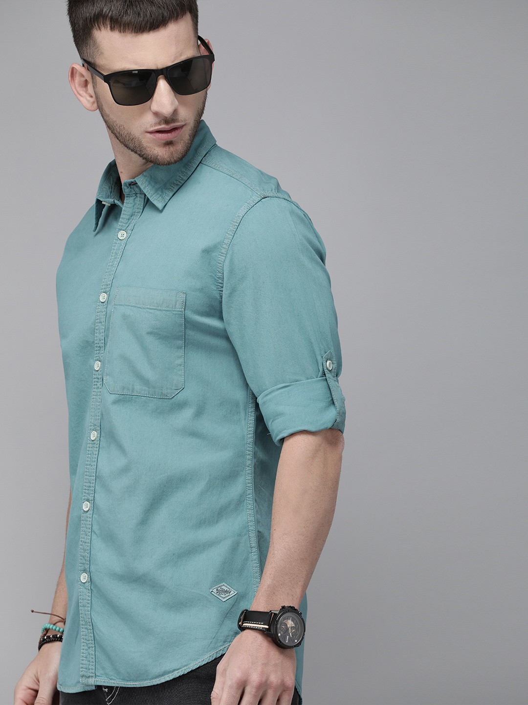 

Roadster Men Blue Regular Fit Solid Casual Shirt