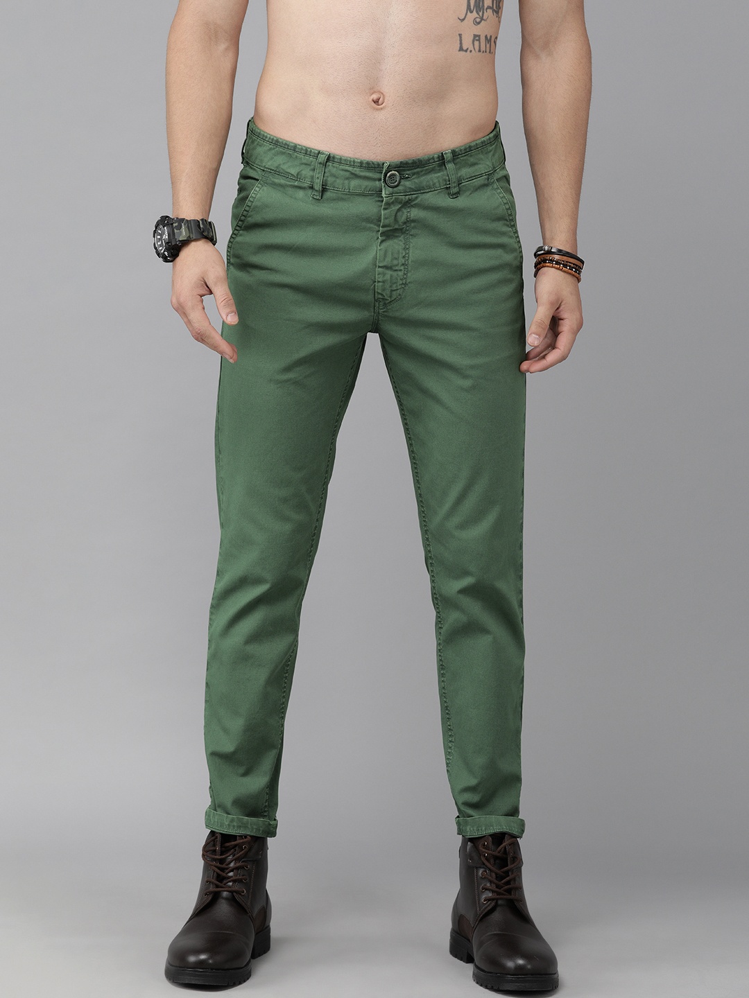 

Roadster Men Green Tapered Fit Solid Regular Trousers