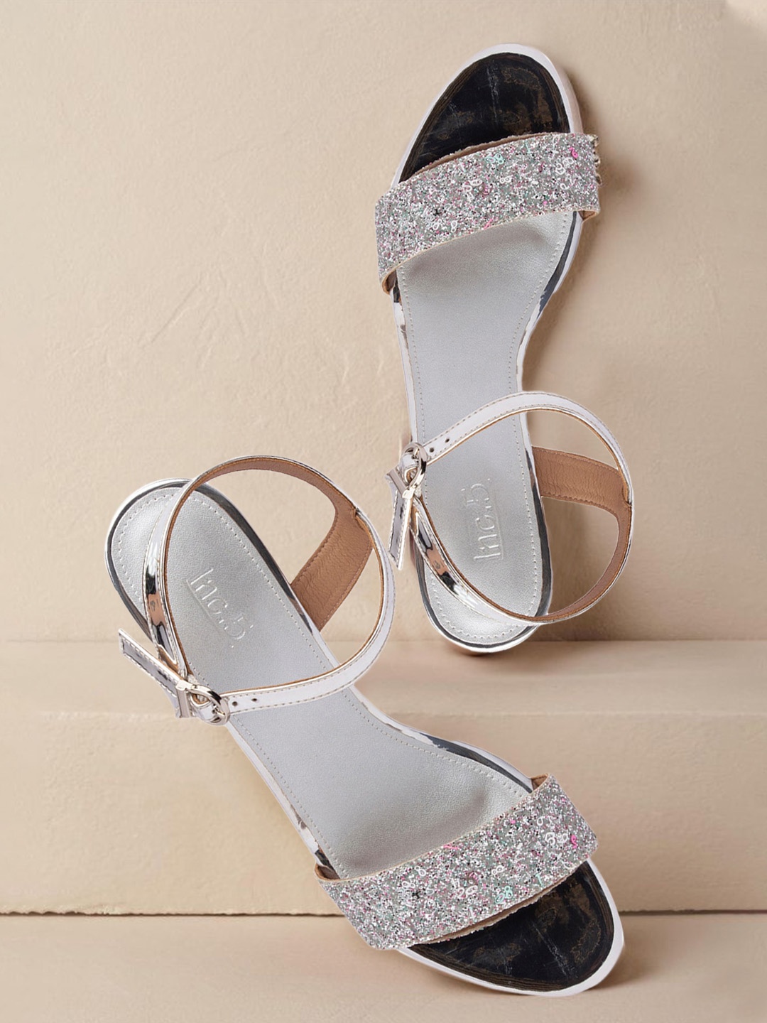 

Inc 5 Women Silver-Toned Textured Heels