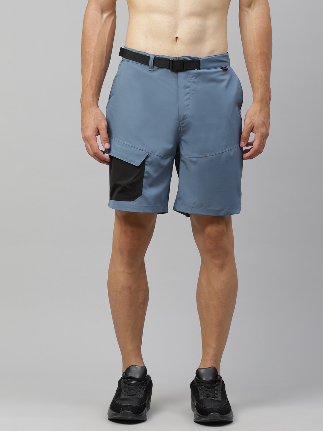 

HRX by Hrithik Roshan Men Blue Solid Regular Fit Anti-Static Rapid-Dry Outdoor Shorts