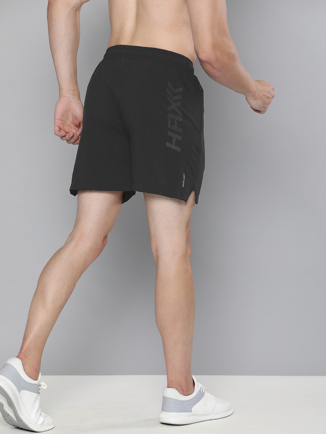 

HRX By Hrithik Roshan Men Jet Black Solid Regular Fit Rapid-Dry Antimicrobial Running Shorts, Charcoal