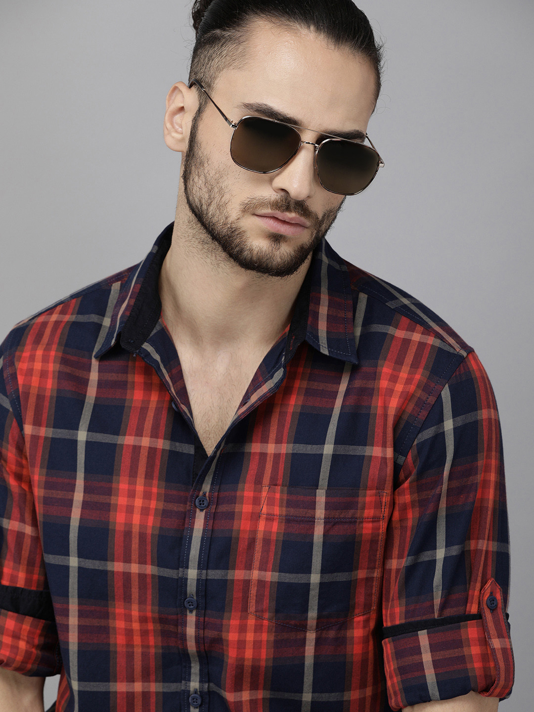 

Roadster Men Navy Blue Tartan Checks Checked Casual Shirt