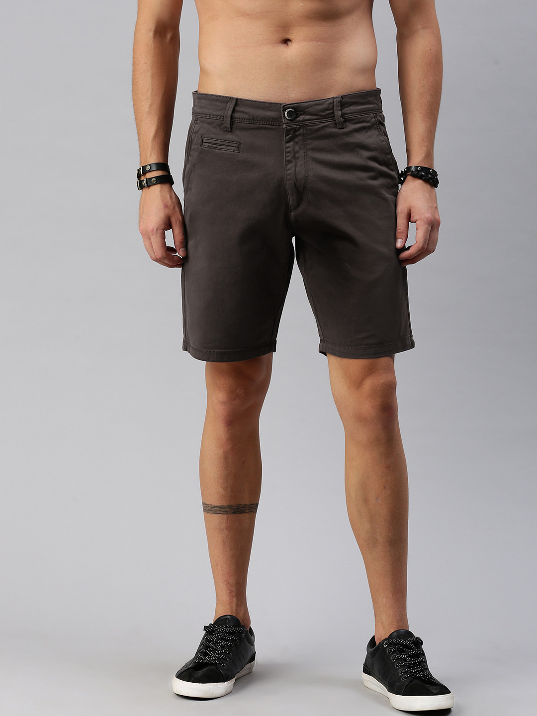 

Roadster Men Brown Solid Regular Fit Shorts