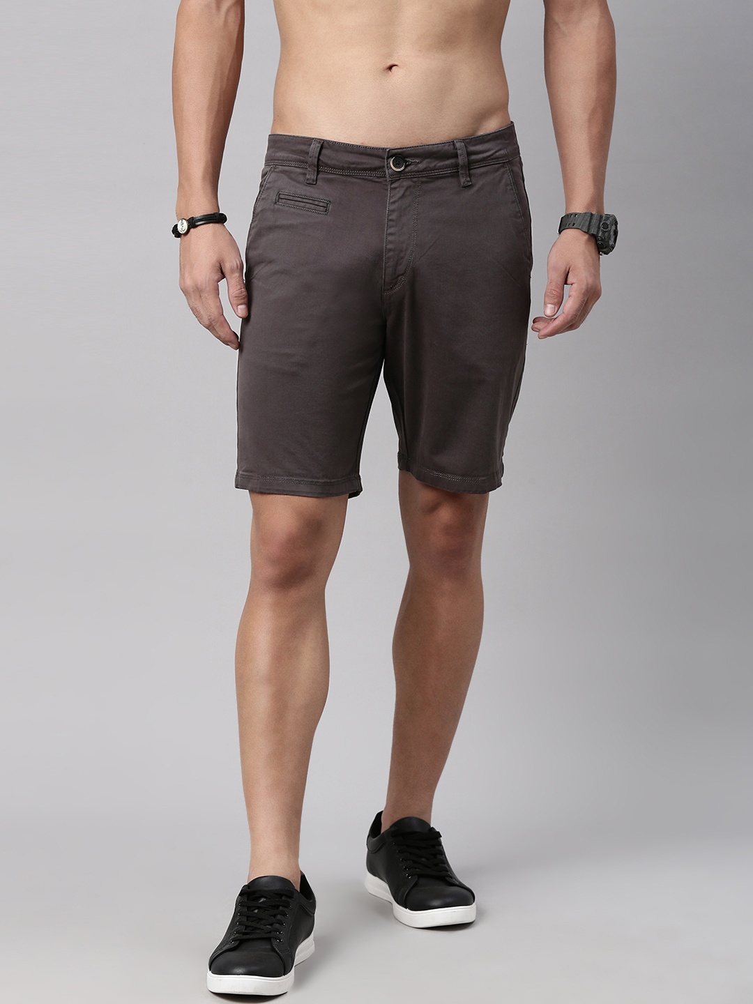 

Roadster Men Brown Solid Regular Fit Chino Shorts