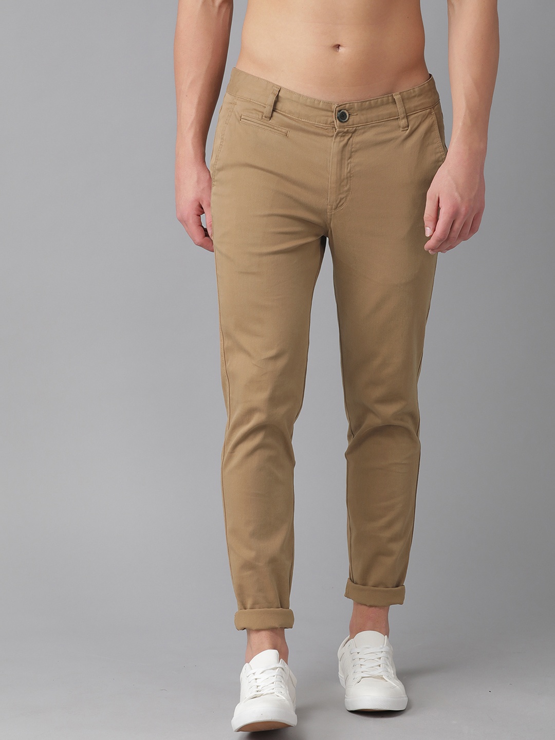 

Roadster Men Khaki Slim Fit Chinos