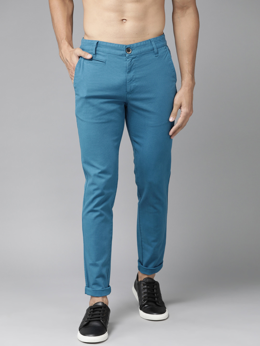 

Roadster Men Blue Self Design Trousers