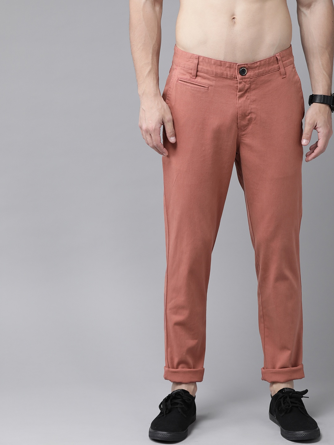 

Roadster Men Rust Red Slim Fit Solid Chinos