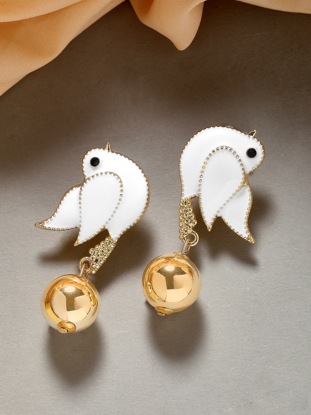 

TOKYO TALKIES X rubans FASHION ACCESSORIES Gold-Plated & White Classic Drop Earrings