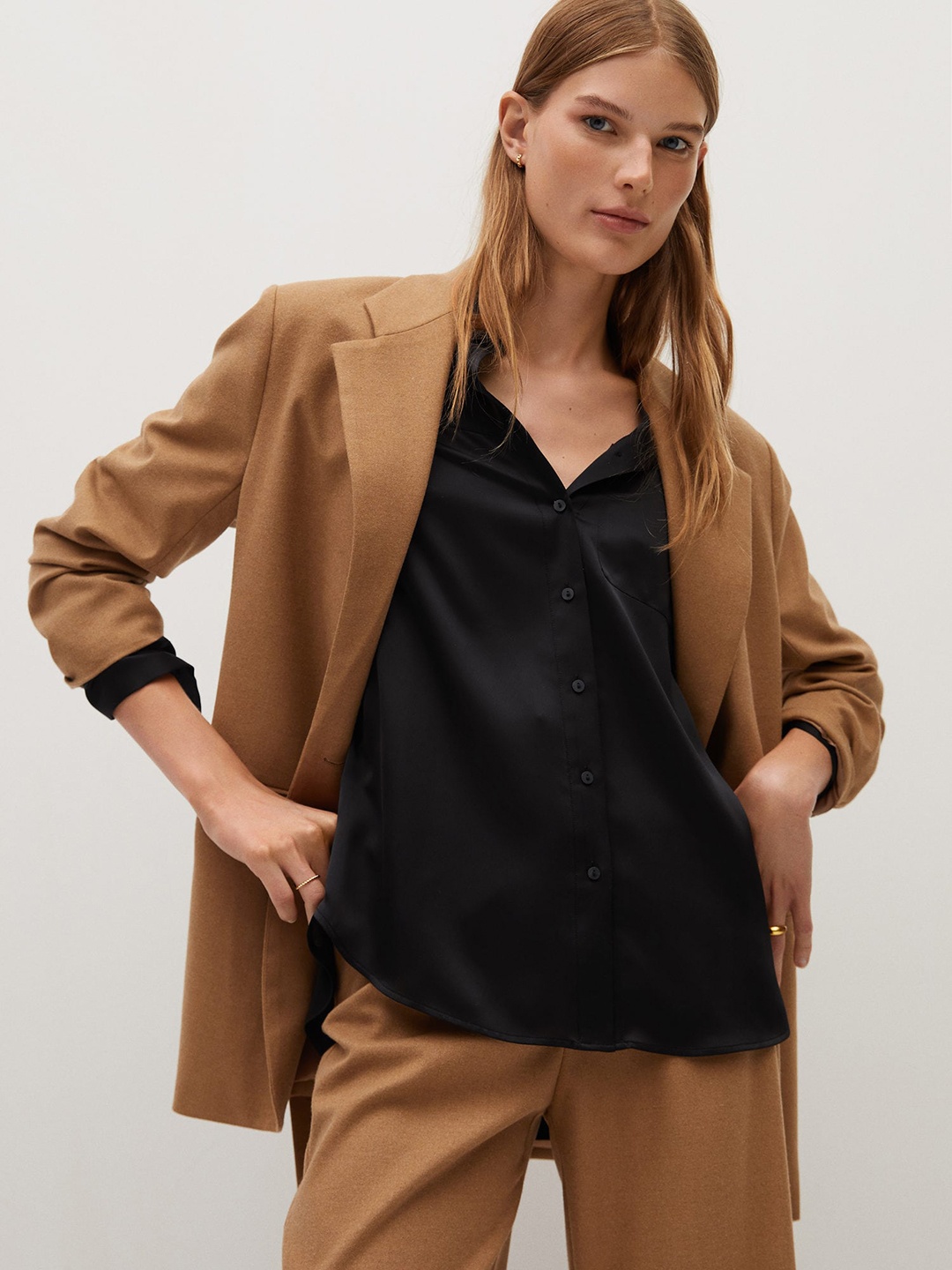 

MANGO Women Black Solid Regular Fit Casual Shirt with Satin Finish