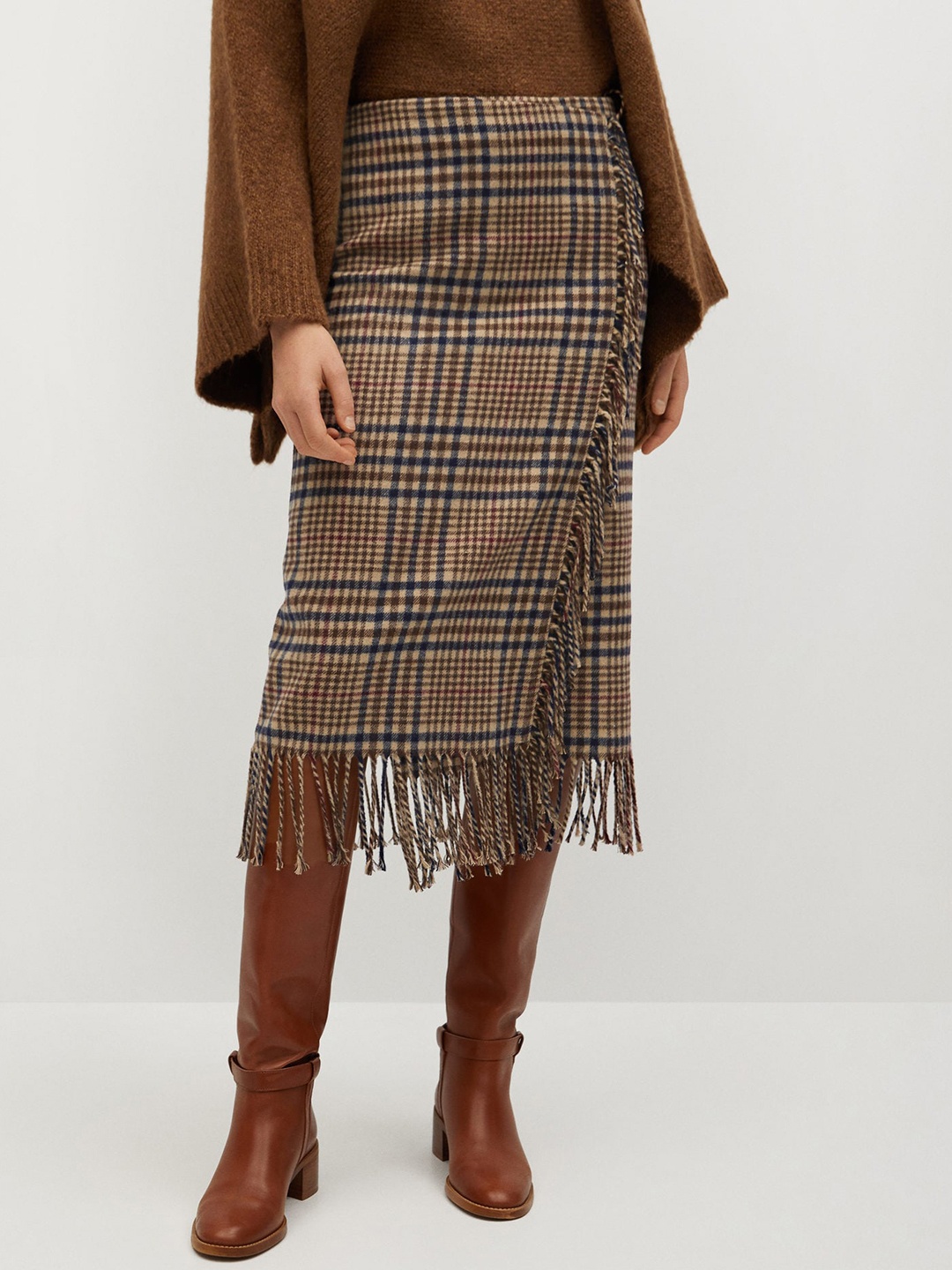 

MANGO Women Beige & Navy Blue Checked Fringed Midi Wrap Skirt