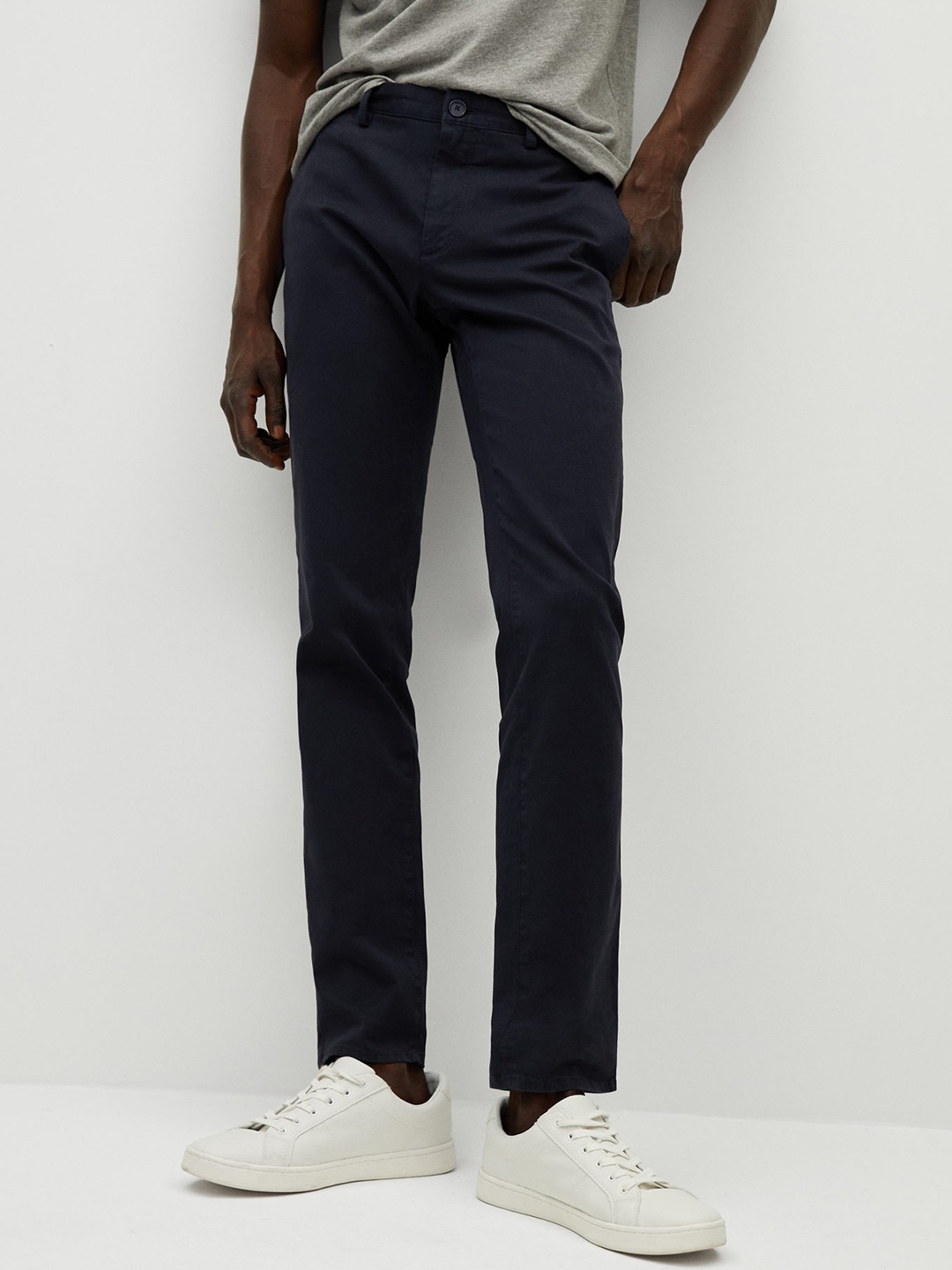 

MANGO MAN Men Navy Blue Slim Fit Sustainable Solid Chinos