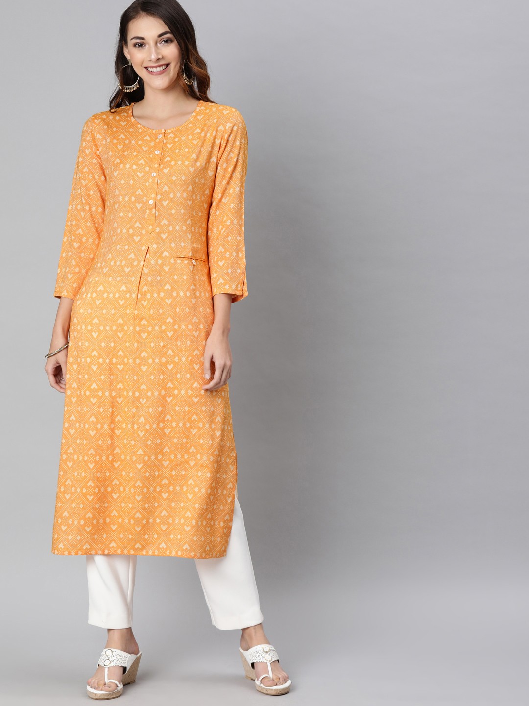 

AHIKA Women Orange & White Printed Straight Kurta