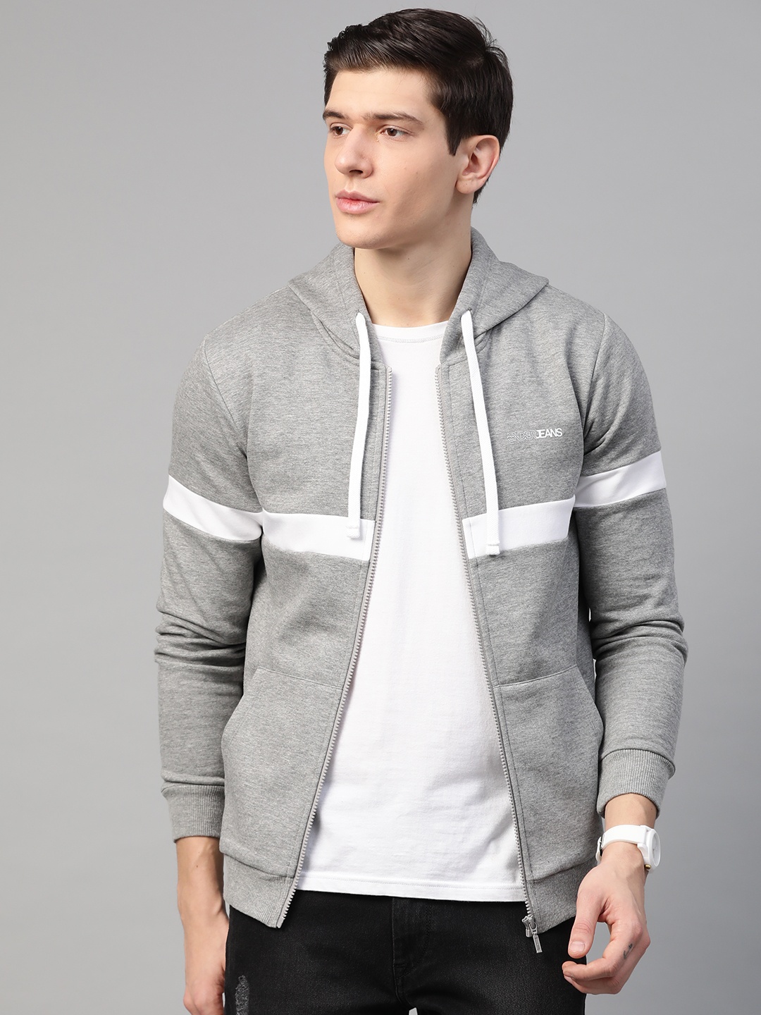 

UnderJeans by Spykar Men Grey Melange & White Solid Hooded Sweatshirt