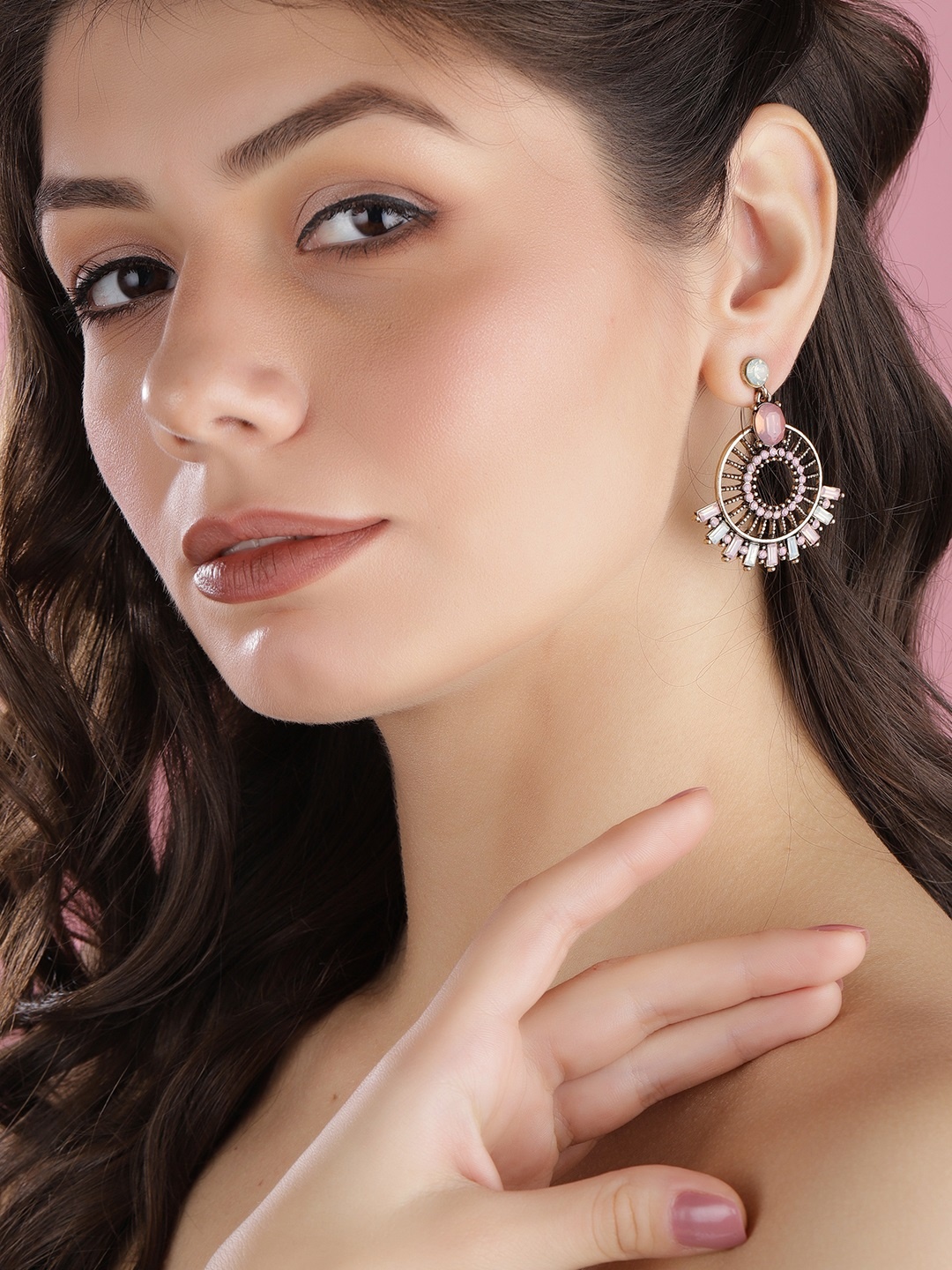 

TOKYO TALKIES X rubans FASHION ACCESSORIES Gold-Toned & Pink Circular Drop Earrings