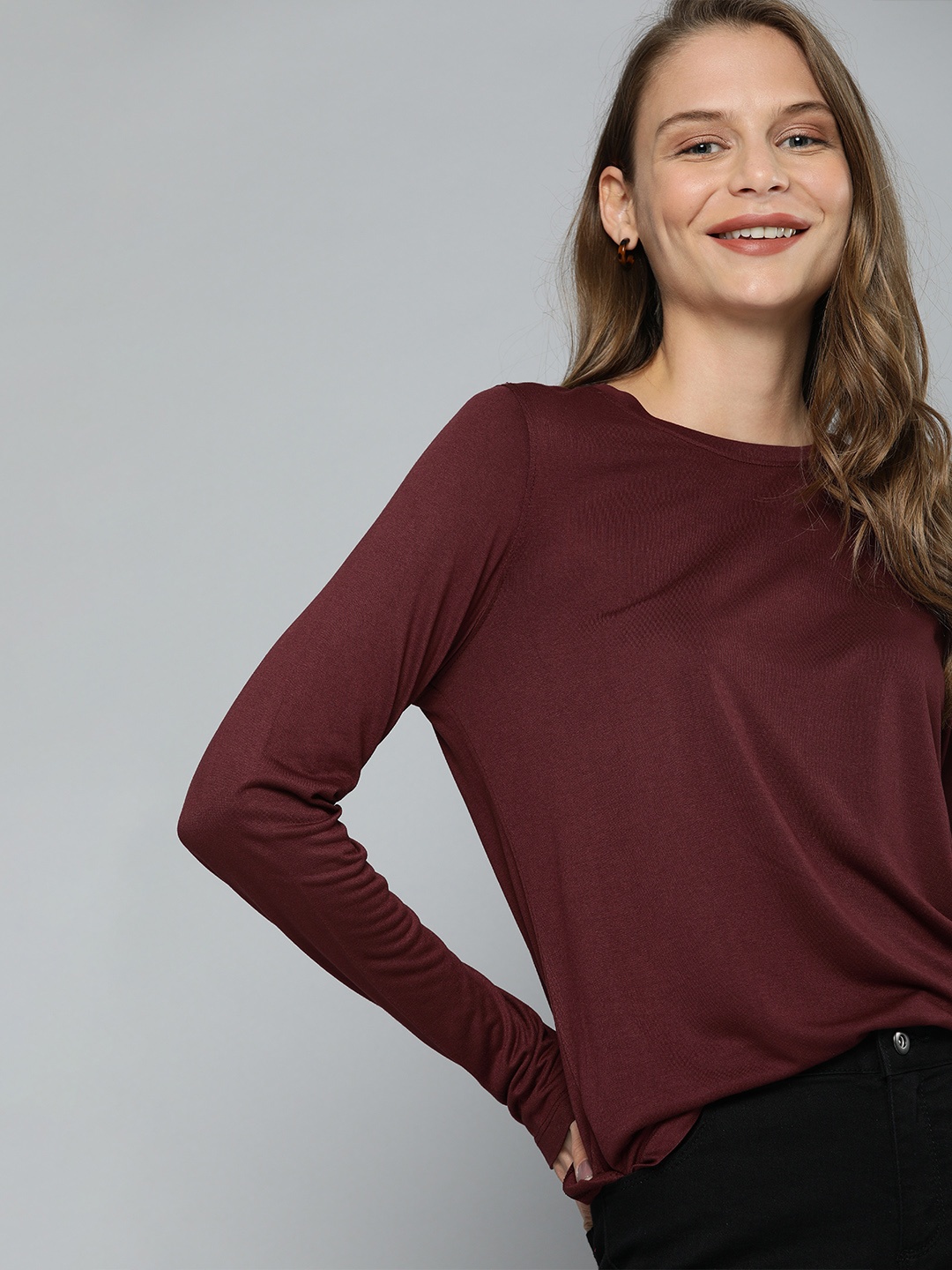 

Mast & Harbour Women Burgundy Solid Knitted Round Neck T-shirt
