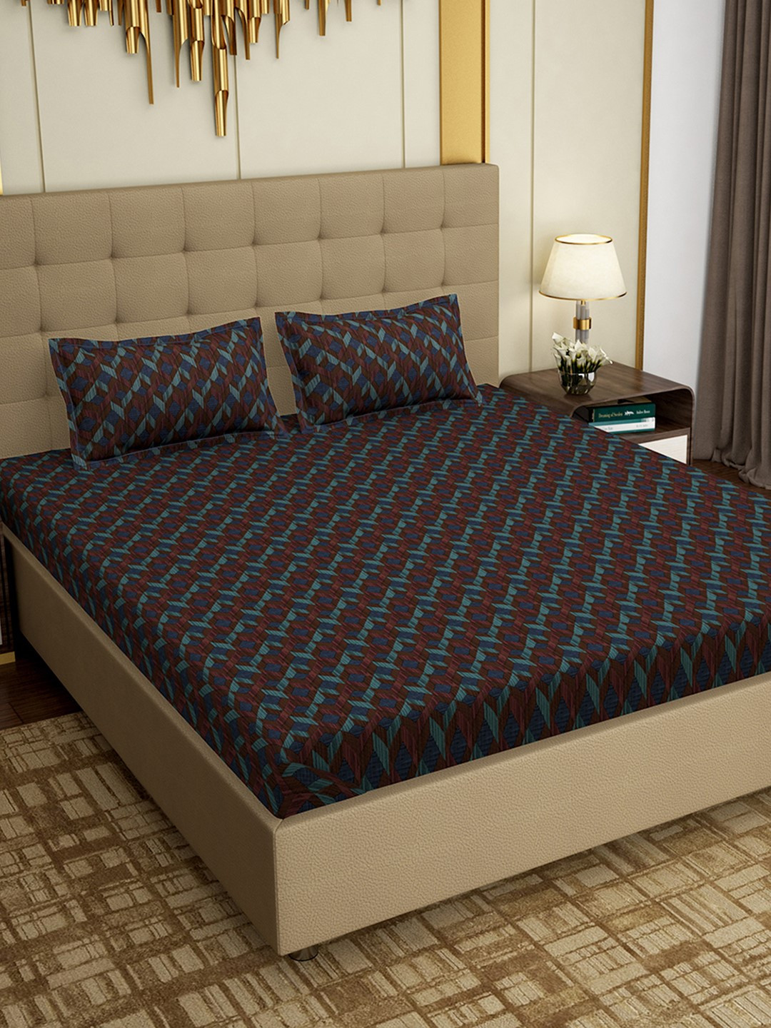 

PAVO Red & Navy Blue Geometric 300 TC Cotton 1 King Bedsheet with 2 Pillow Covers